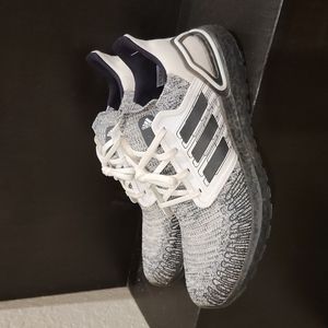 Adidas Ultraboost Sneakers